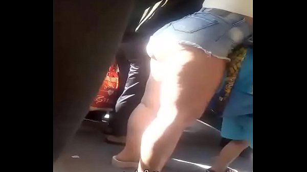 Milf voyeur