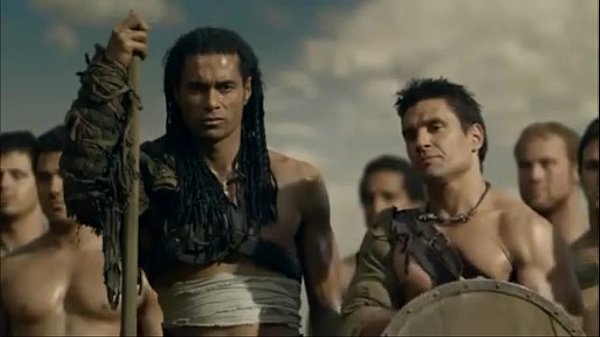 Spartacus episodio 3